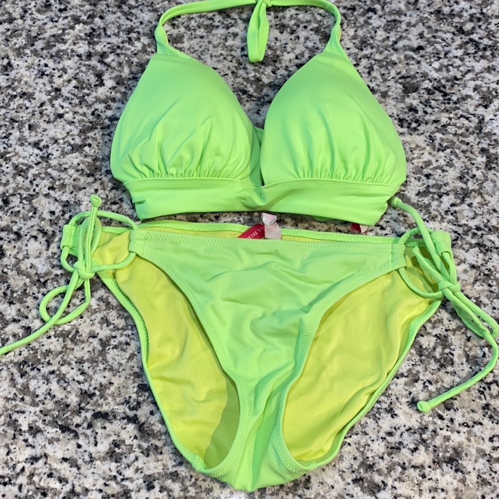 Victoria secret swimsuit set. Bottom & top size small. Top is push-up style.